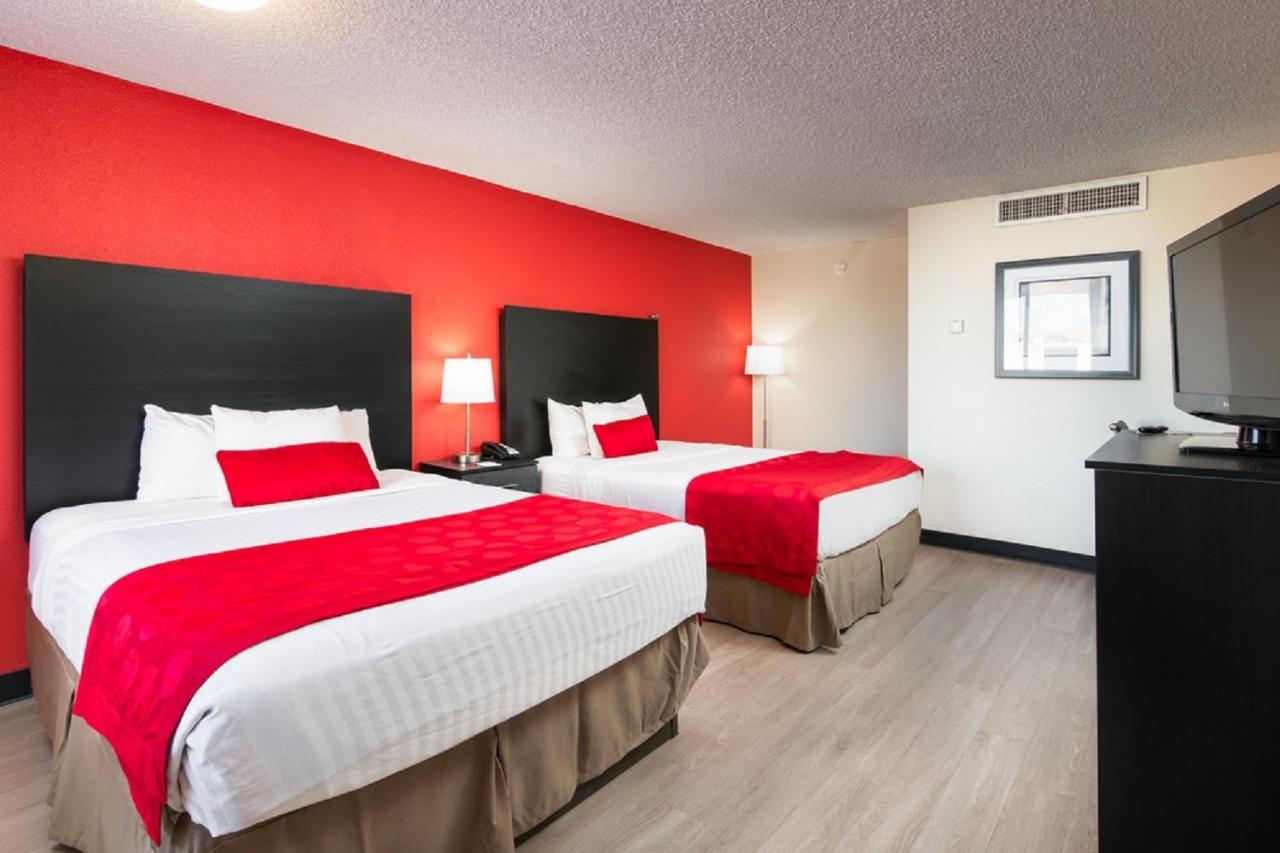 Ramada By Wyndham Mesa Downtown Hotell Eksteriør bilde