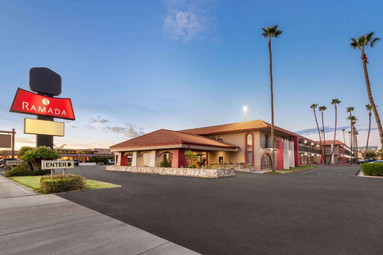 Ramada By Wyndham Mesa Downtown Hotell Eksteriør bilde